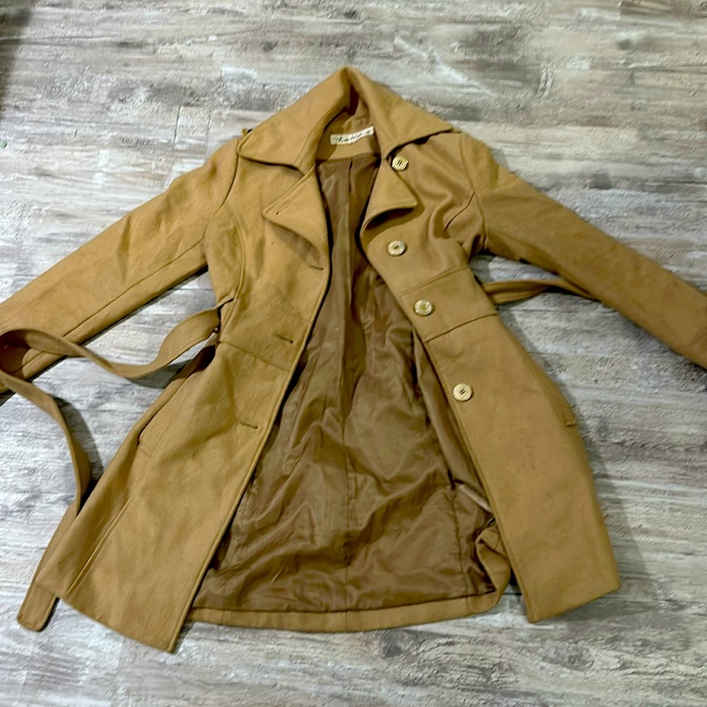 Kenneth Cole tan wool lined trench coat